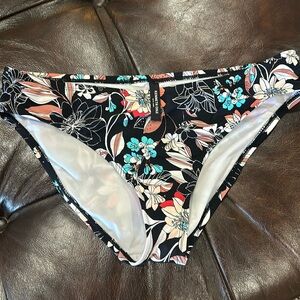 Kenneth Cole swim bottoms Size Medium